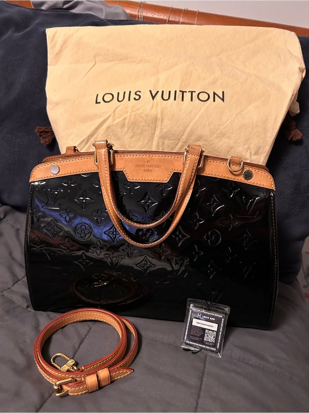 Louis Vuitton Deep Black Brea MM Vernis